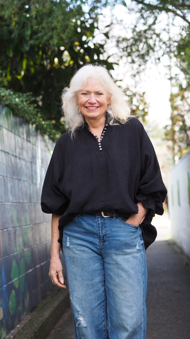 Akitio Blouse -Black