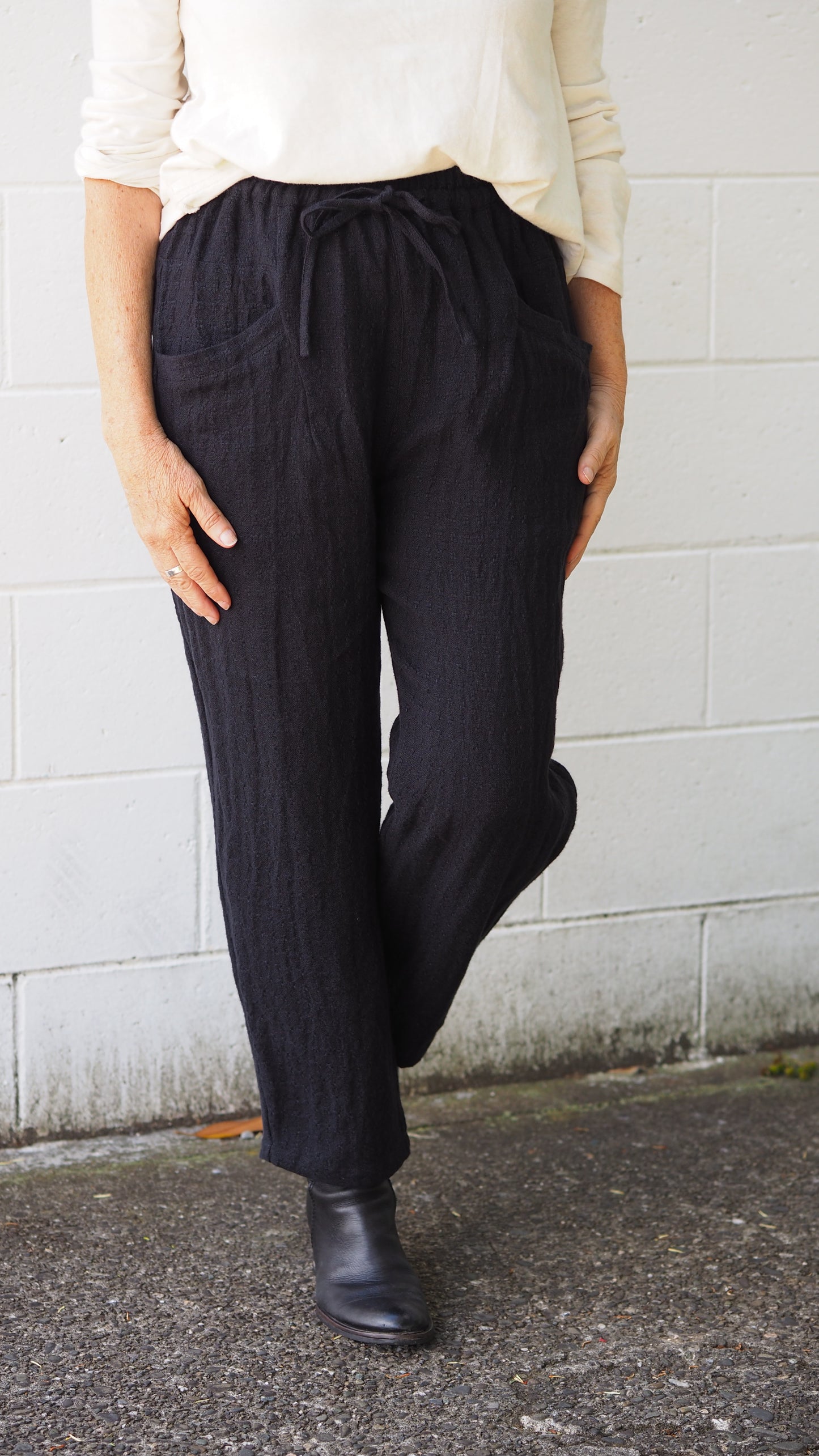 Winton Drawstring Pants from Rogue Linen Sustainable Fashion - Black