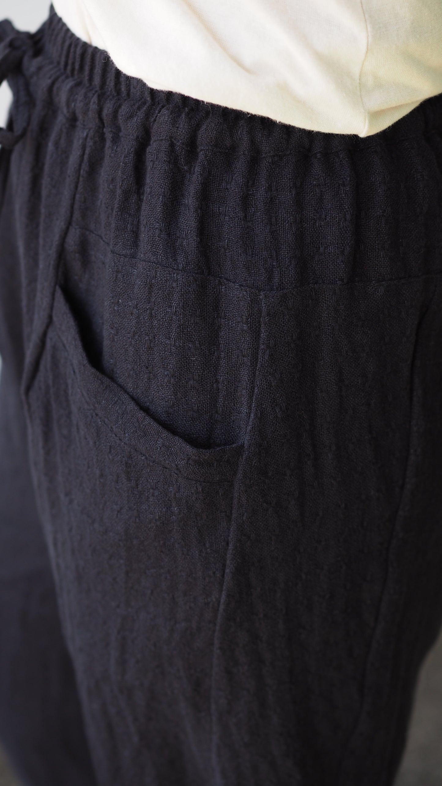 Winton Drawstring Pants from Rogue Linen Sustainable Fashion - Black