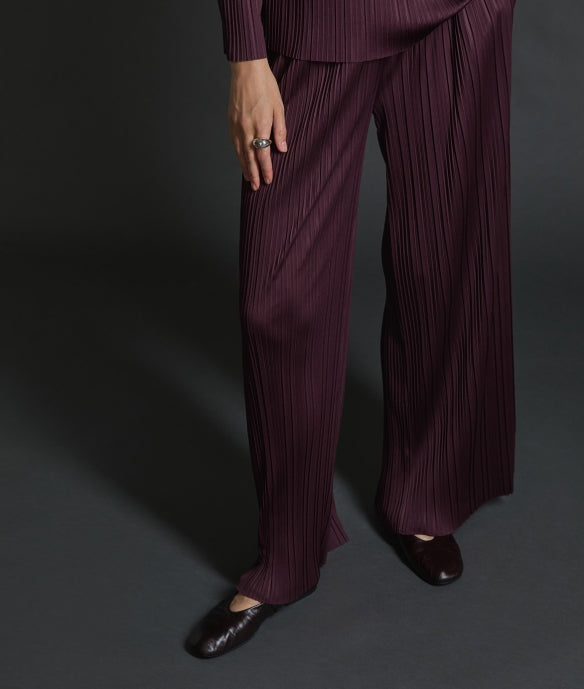 Yerse Barcelona Aubergine wide pleated trousers