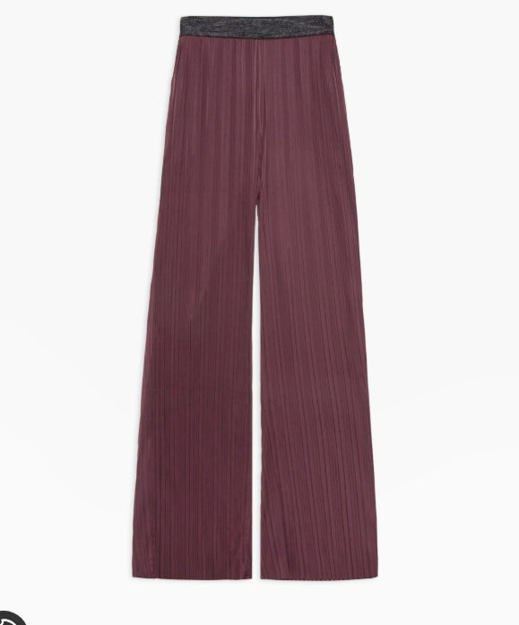 Yerse Barcelona Aubergine wide pleated trousers