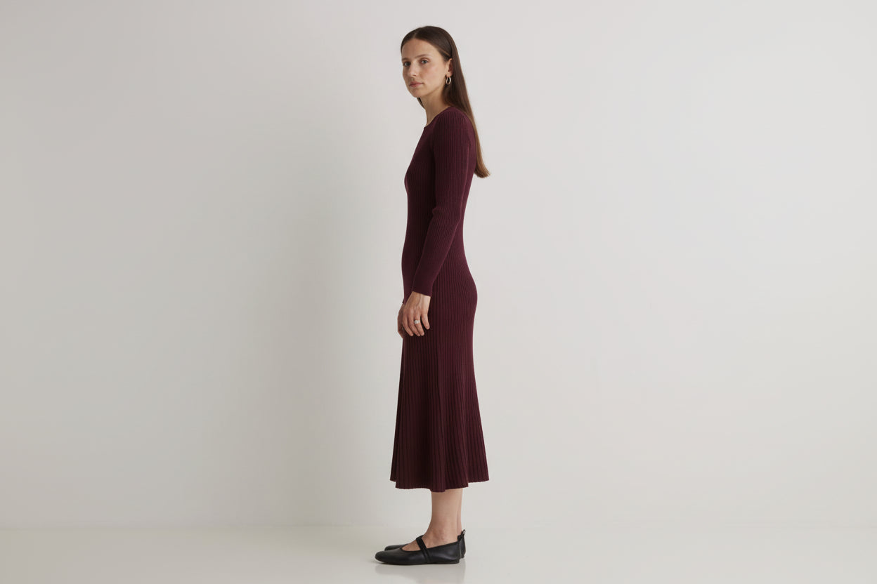 Yerse Barcelona Granate fitted midi dress