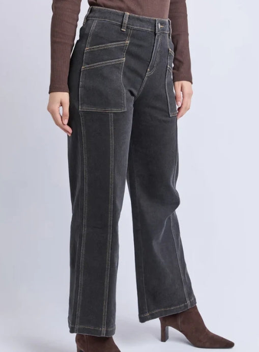 Foxwood Balmy Jean in washed Black
