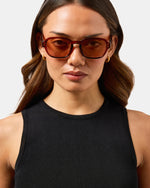 Milla Hart Maja Sunglasses Cry Amber/Lt Brown