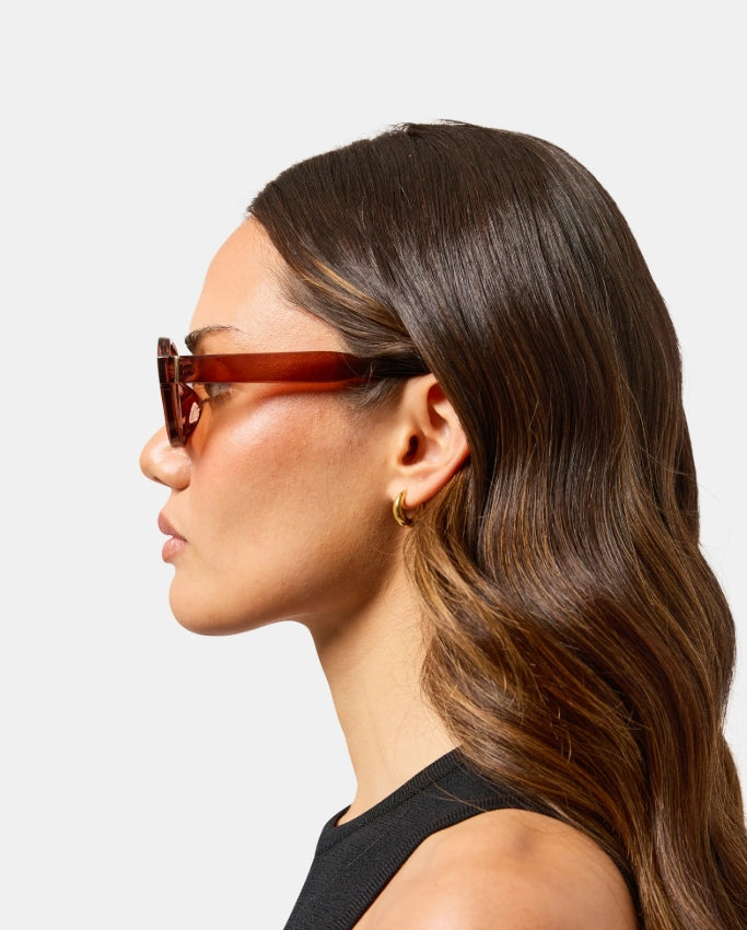 Milla Hart Maja Sunglasses Cry Amber/Lt Brown