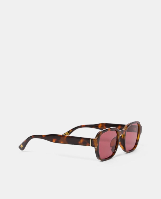 Milla Hart Maja Sunglasses Tortoise/Purple