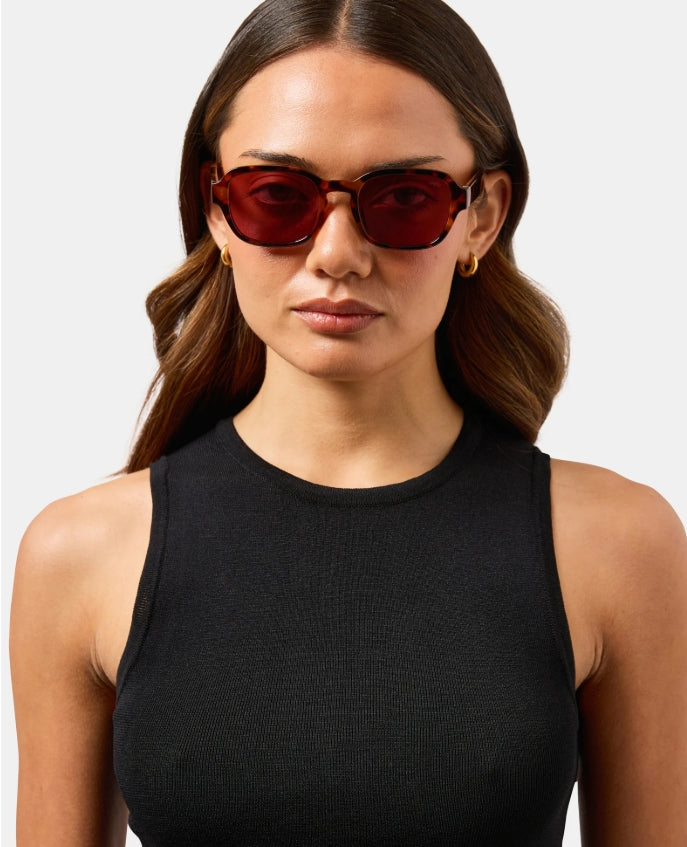 Milla Hart Maja Sunglasses Tortoise/Purple
