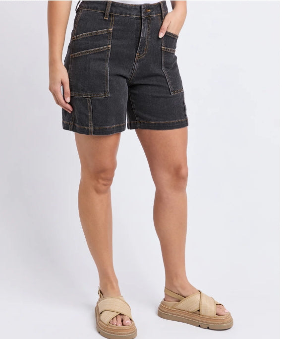 Balmy Short - Washed Black