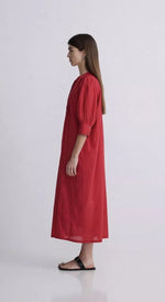 Yerse Barcelona Pleated Summer Midi Dress - Red