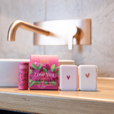 We love you gift pack