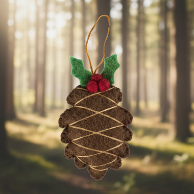 Pashom Hanging Pinecones Decoration