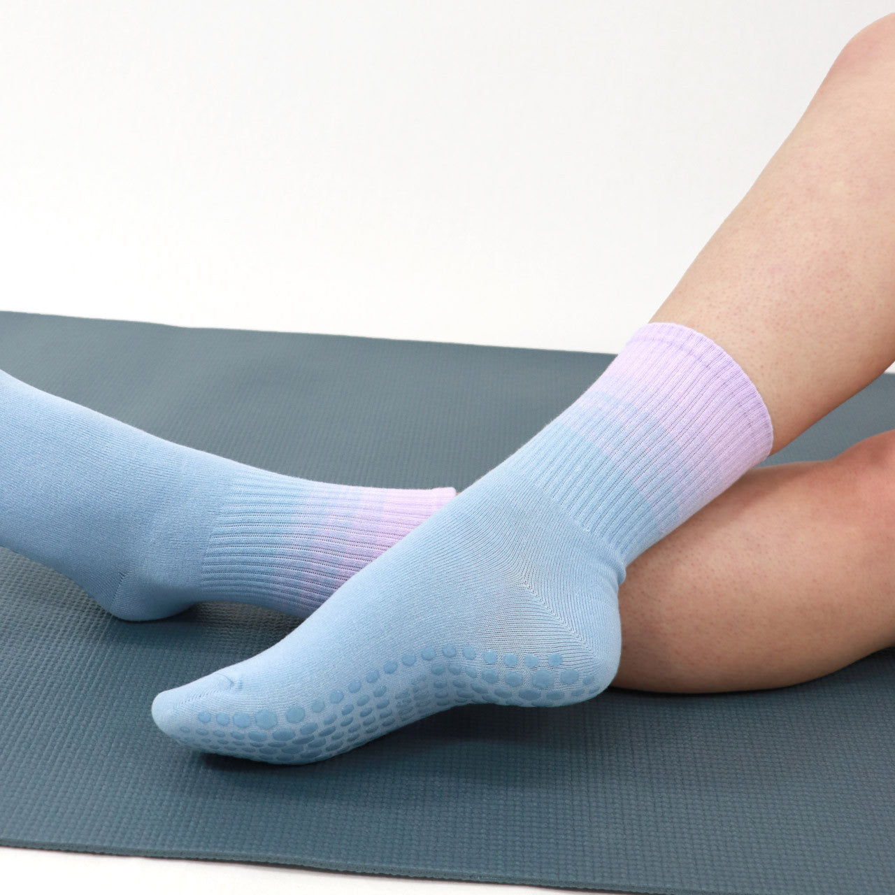 Pilates/Yoga crew socks